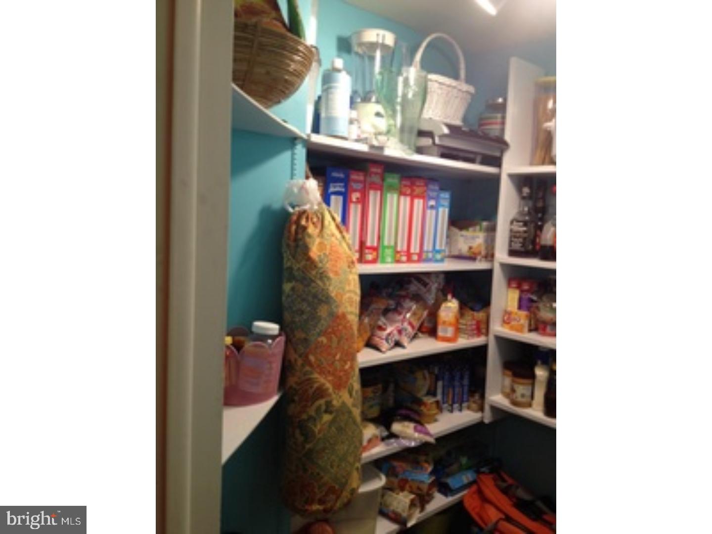 808 Philadelphia Avenue Reading, PA 19607 - Photo 20 of 25 Closet