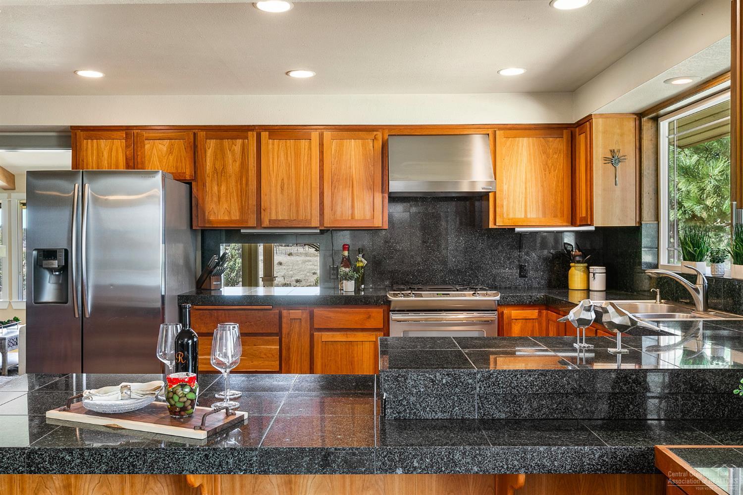 61707 Ward Road Bend, OR 97702 - Photo 12 of 25 Additional Photo