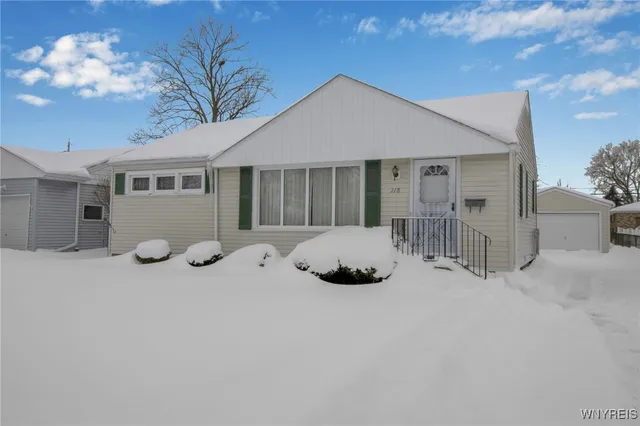 $234,500 | 118 Dolphann Drive, Tonawanda, NY 14150