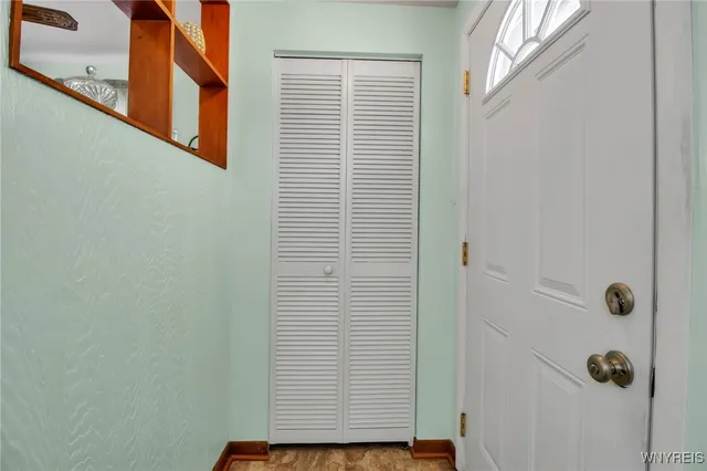 $224,900 | 118 Dolphann Drive, Tonawanda, NY 14150