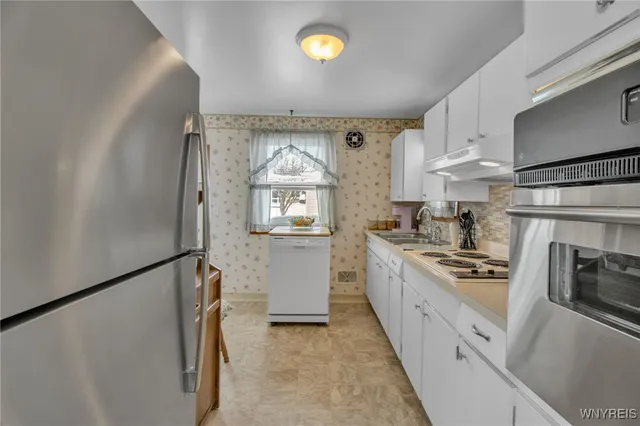 $224,900 | 118 Dolphann Drive, Tonawanda, NY 14150