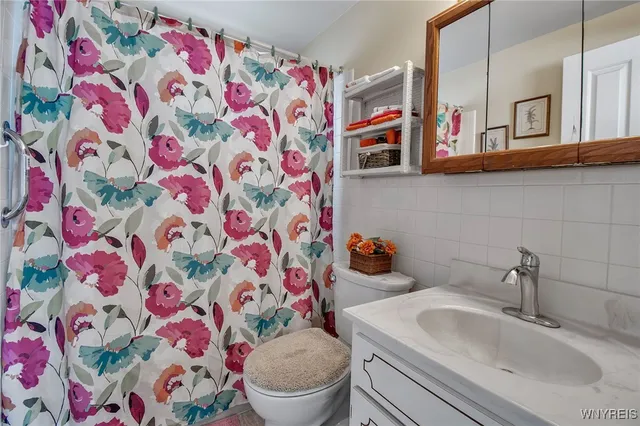 $224,900 | 118 Dolphann Drive, Tonawanda, NY 14150