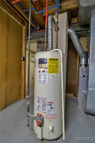 $224,900 | 118 Dolphann Drive, Tonawanda, NY 14150