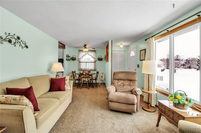 $224,900 | 118 Dolphann Drive, Tonawanda, NY 14150