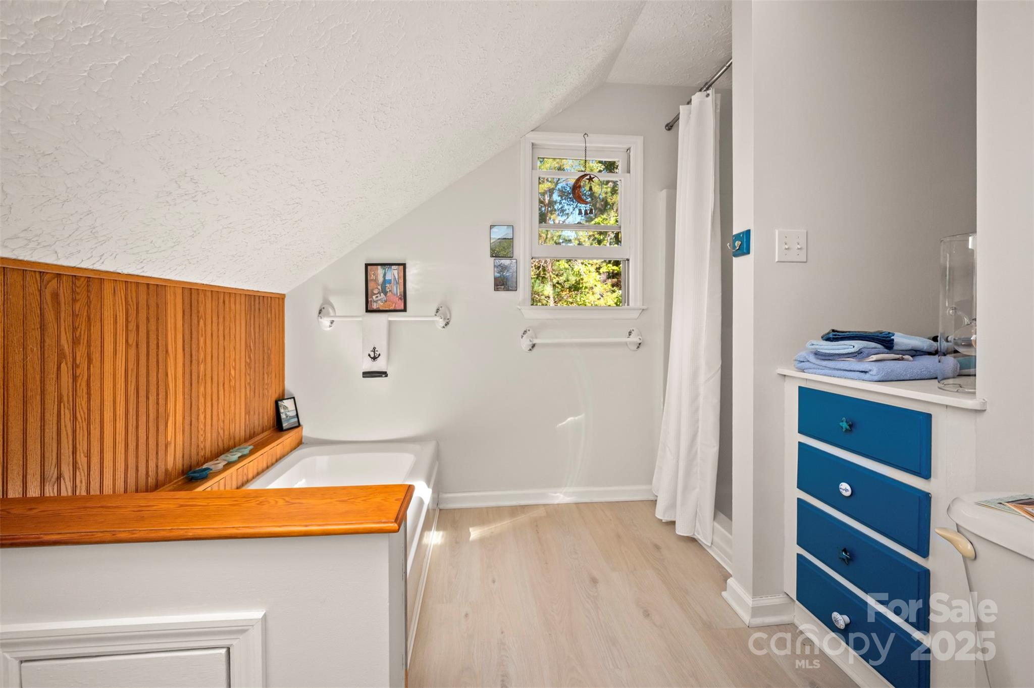 1280 Henderson Road Tryon, NC 28782 - Photo 23 of 37