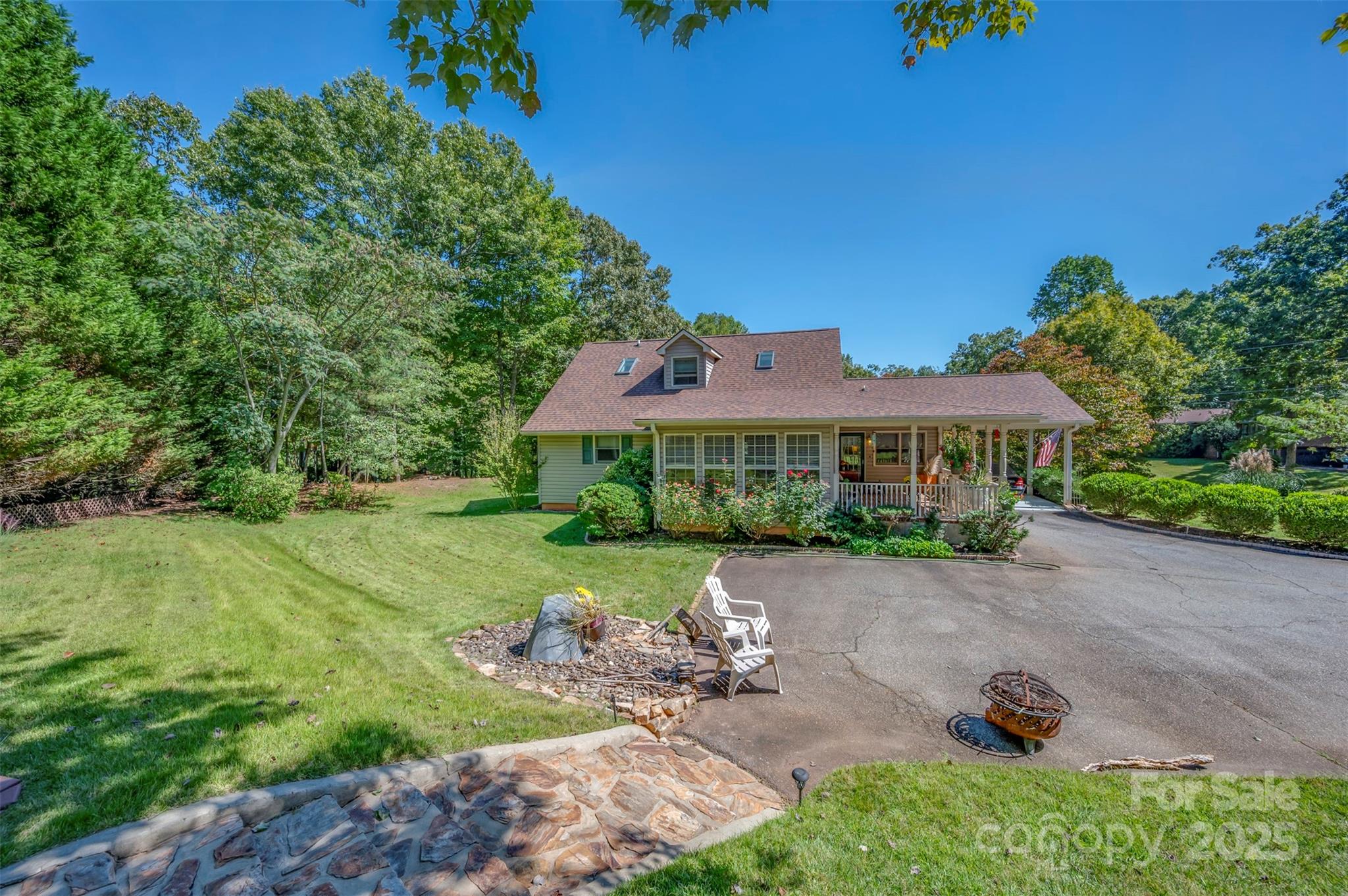 1280 Henderson Road Tryon, NC 28782 - Photo 27 of 37