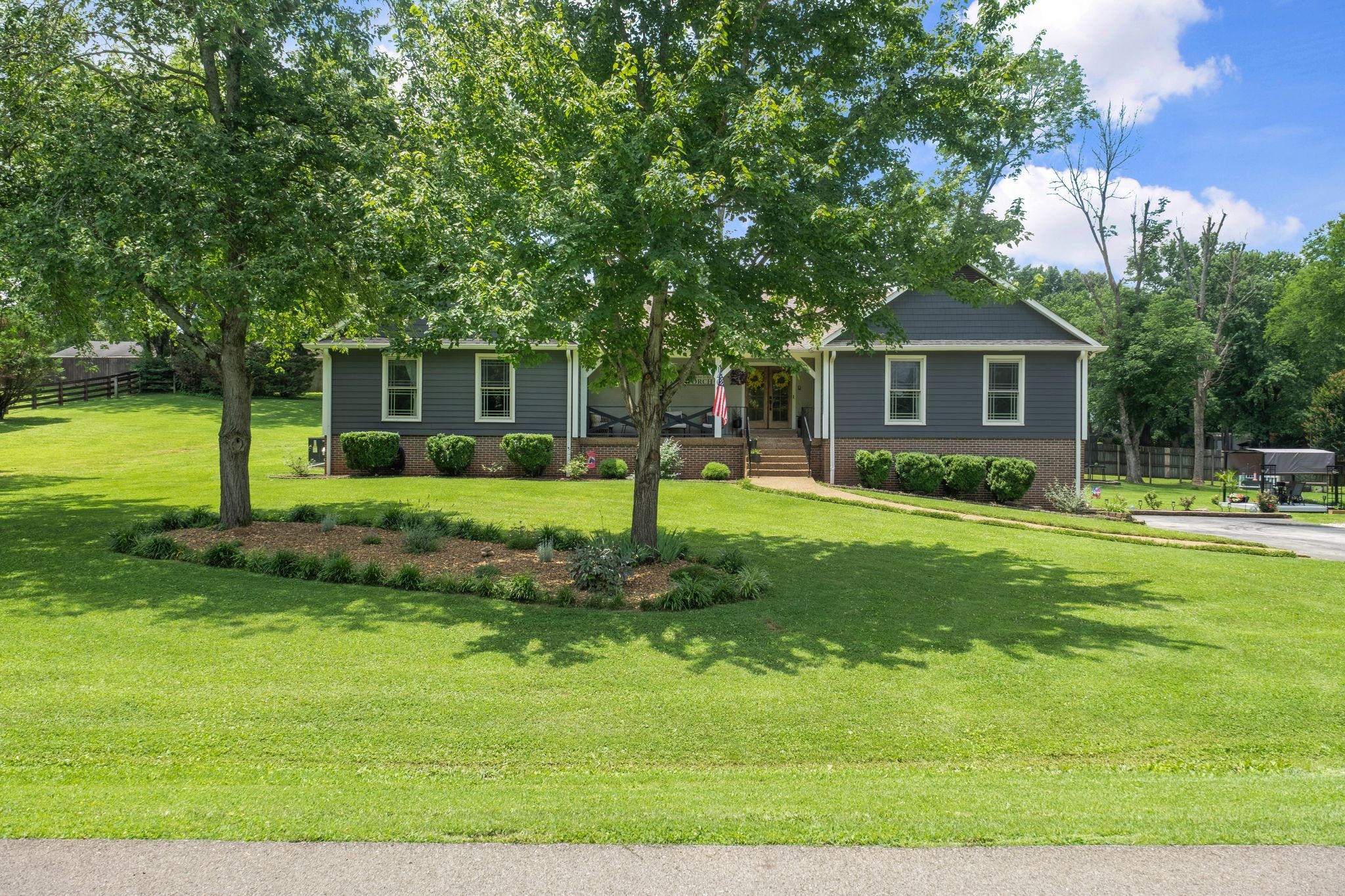 1400 Manor Road Columbia, TN 38401 - Photo 8 of 84 Gallery Image 8