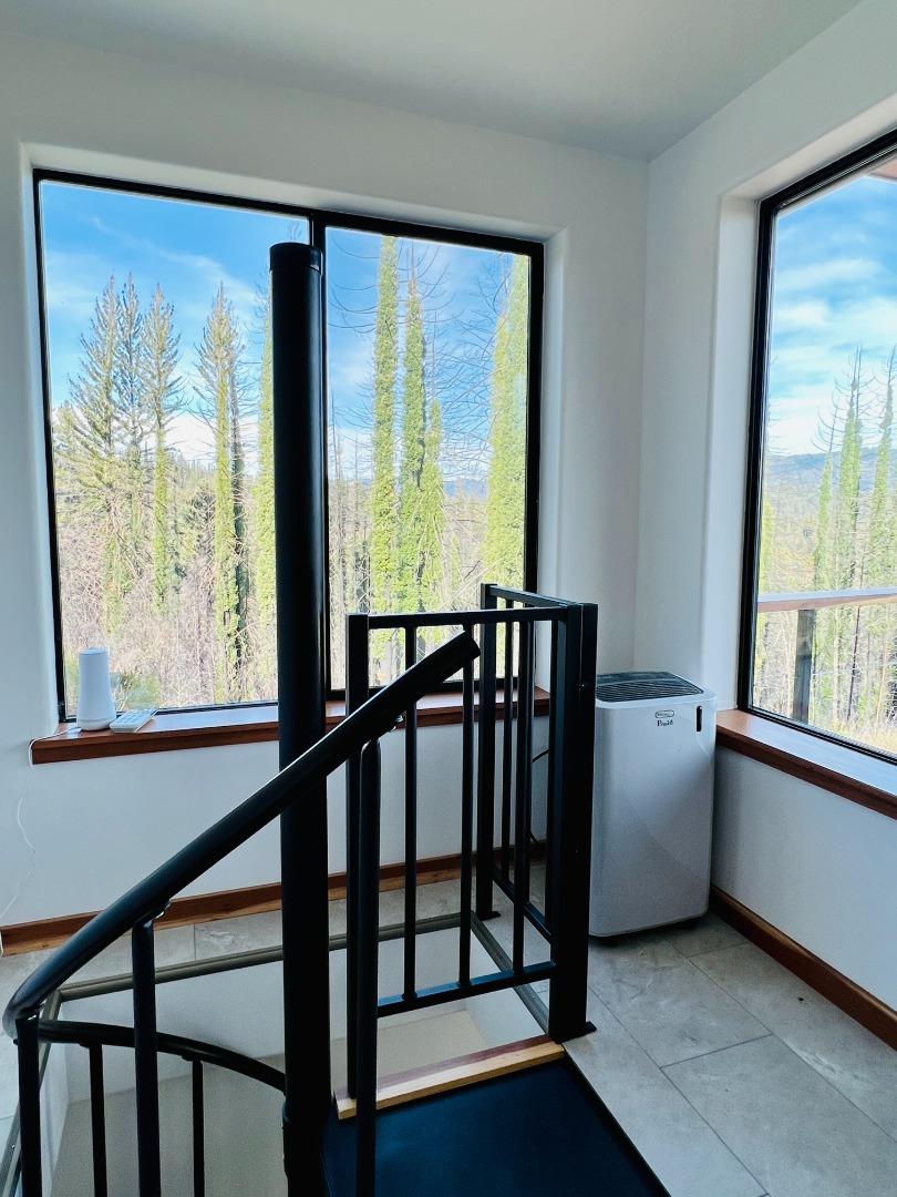518 Container Way Boulder Creek, CA 95006 - Photo 25 of 33 a view of a room with window