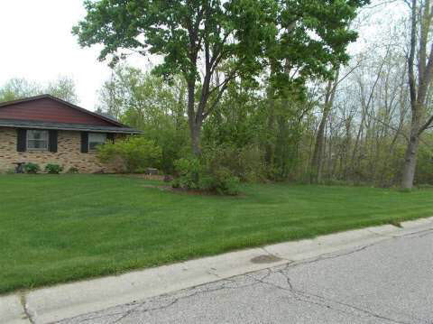 1601 Kings Bridge Road Grand Blanc, MI 48439 - Photo 4 of 33 20401579-3.JPG