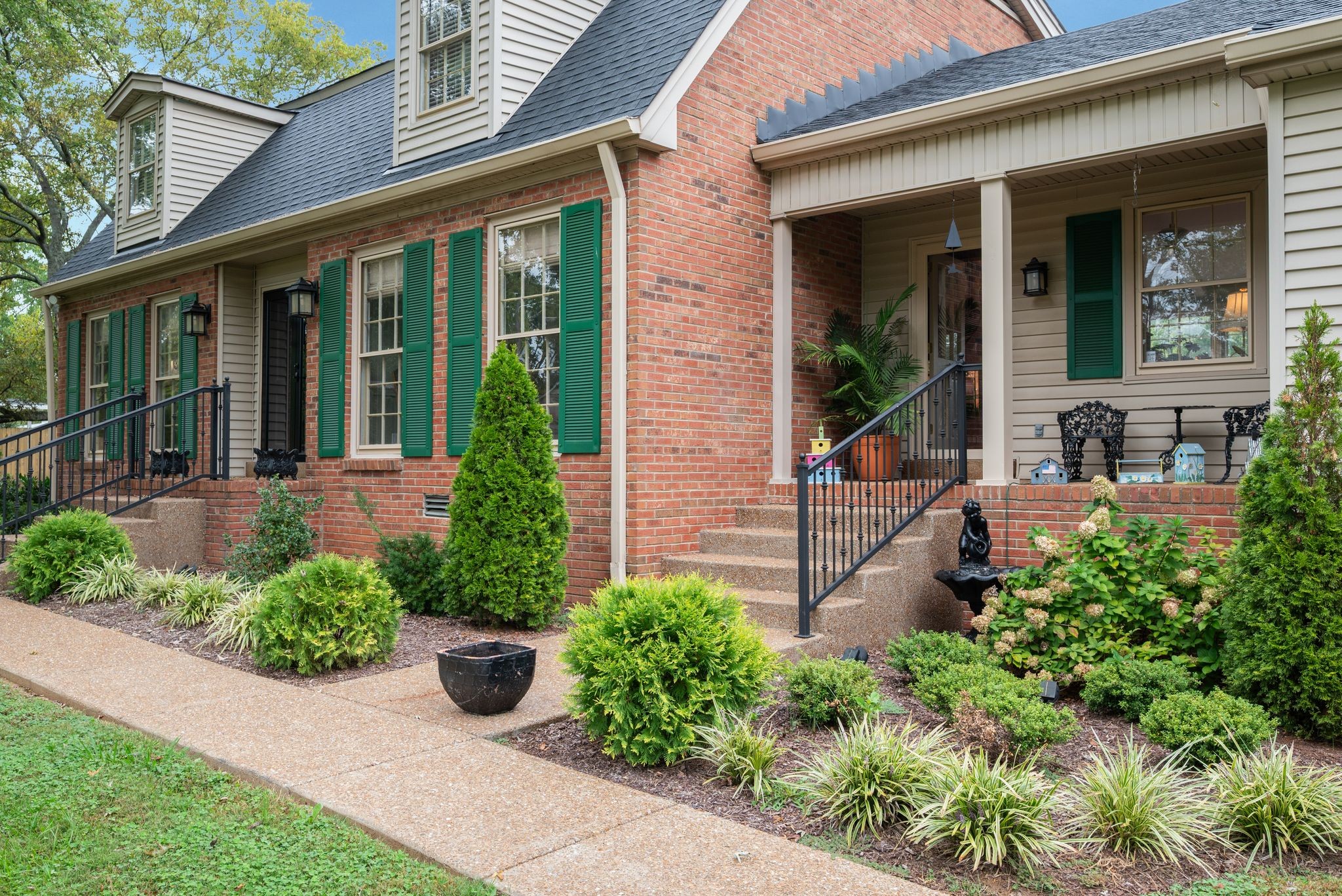 4252 Maxwell Road Antioch, TN 37013 - Photo 2 of 57