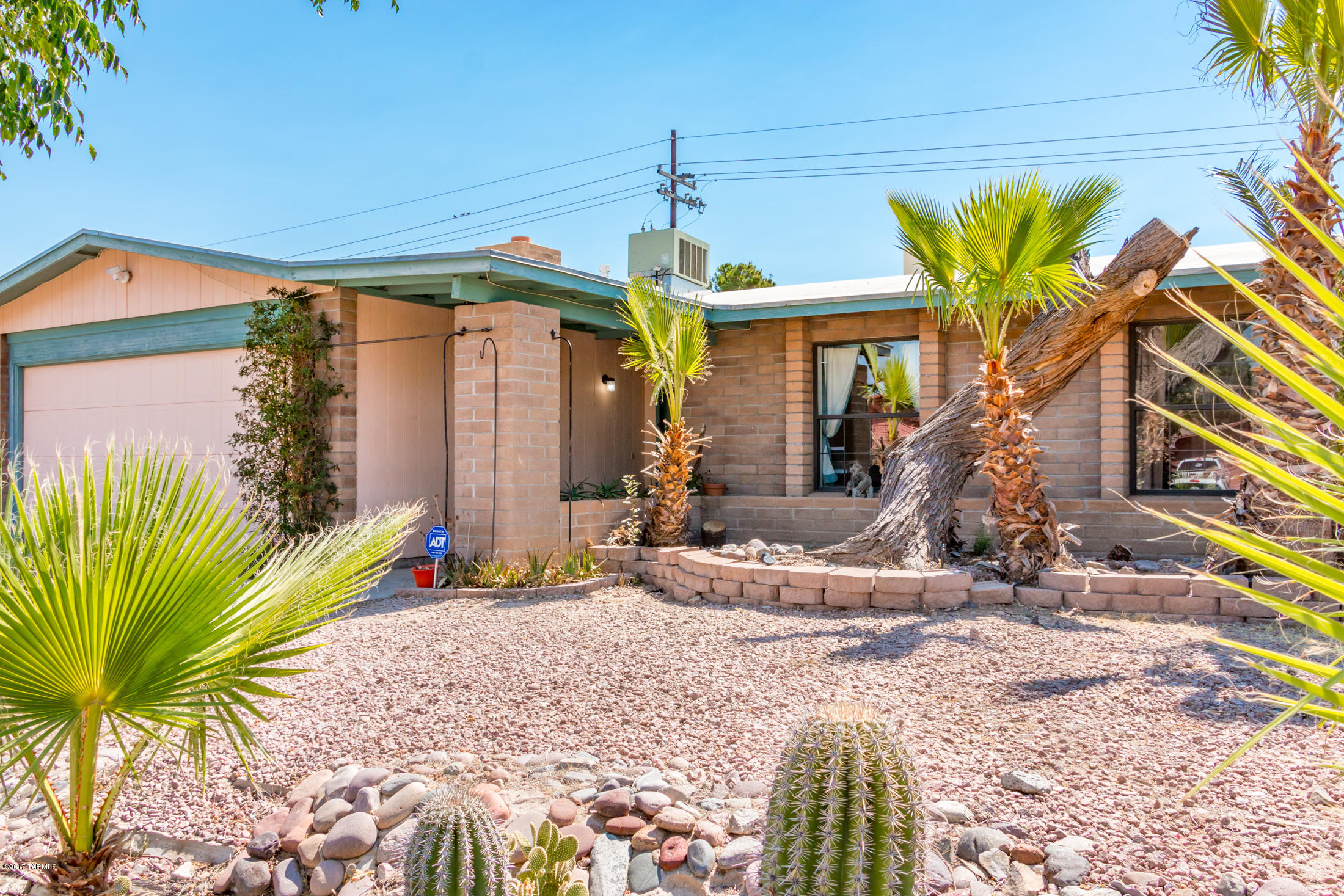 6648 North Galaxy Road Tucson, AZ 85741 - Photo 2 of 35 Gallery Image 2