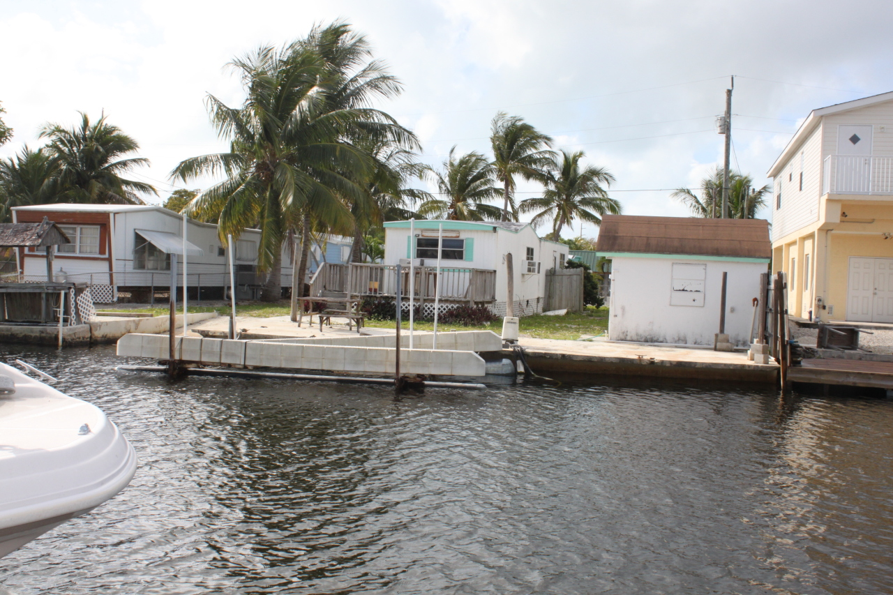 445 Bahia Honda Road Key Largo, FL 33037 - Photo 8 of 10 CANAL VIEW