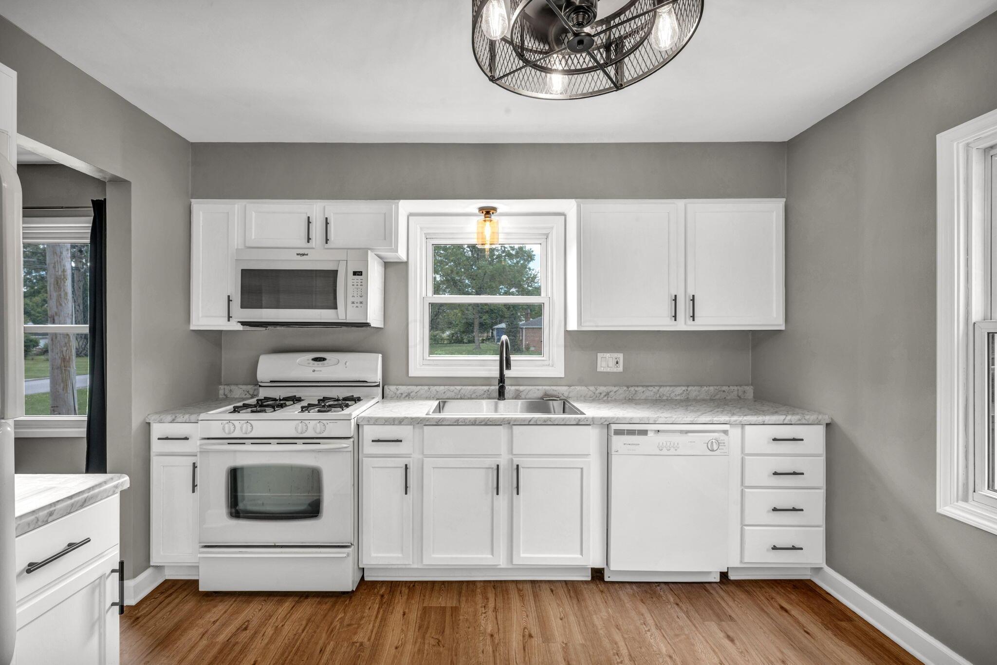 1316 Moler Road Columbus, OH 43207 - Photo 11 of 43