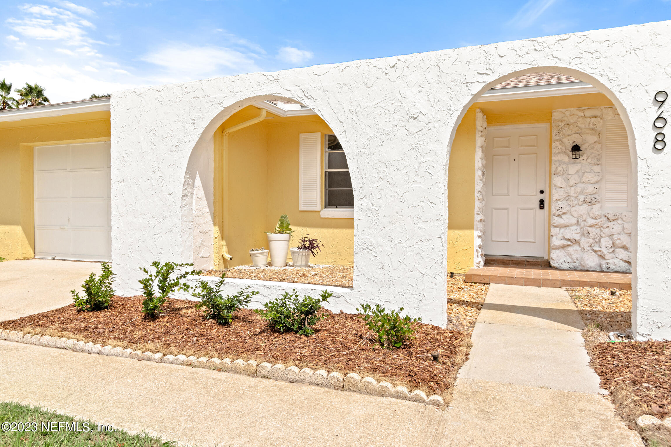 968 Espinado Avenue St. Augustine, FL 32086 - Photo 4 of 41 a view of a entryway door front of a house