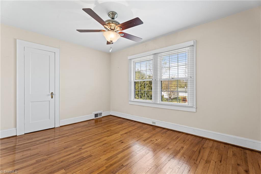 430 North Leonard Road Lexington, NC 27295 - Photo 23 of 43