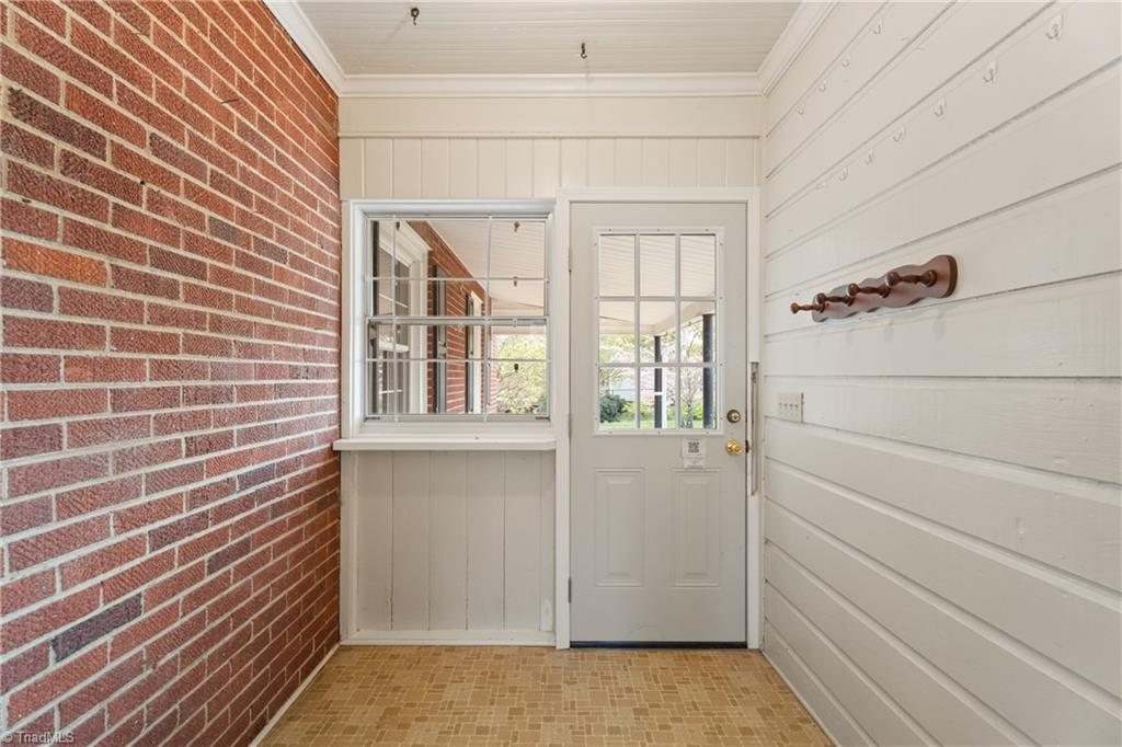 430 North Leonard Road Lexington, NC 27295 - Photo 33 of 43