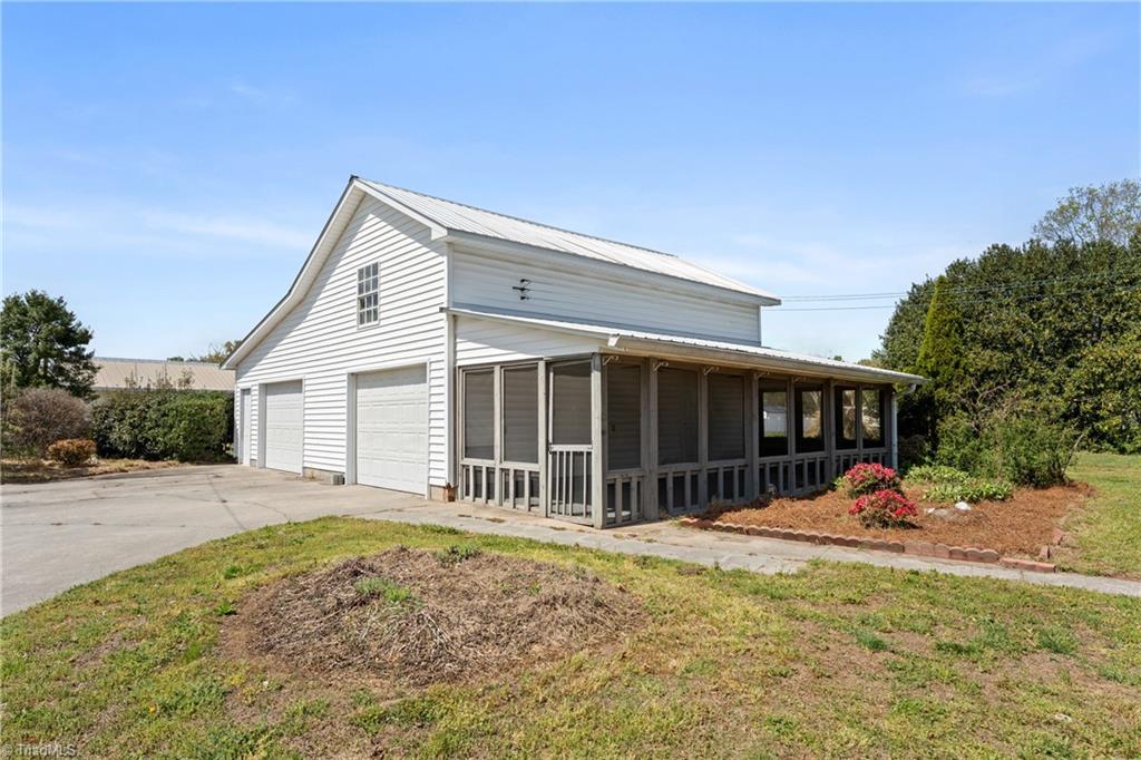 430 North Leonard Road Lexington, NC 27295 - Photo 39 of 43