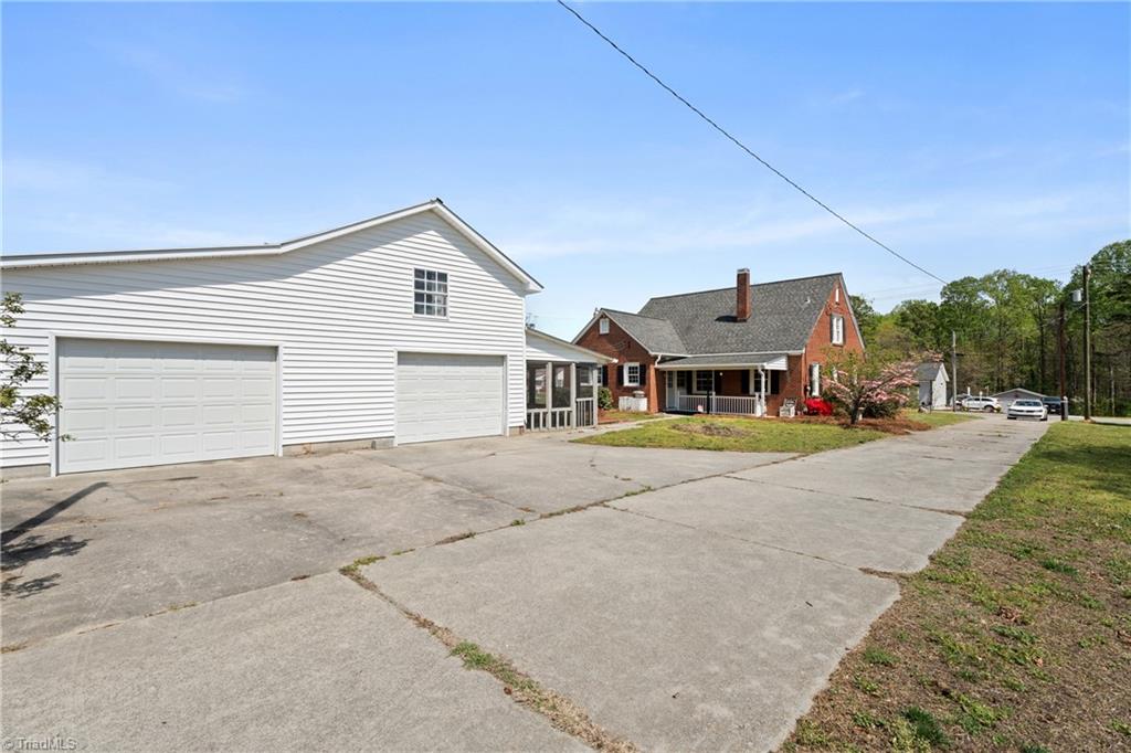 430 North Leonard Road Lexington, NC 27295 - Photo 40 of 43