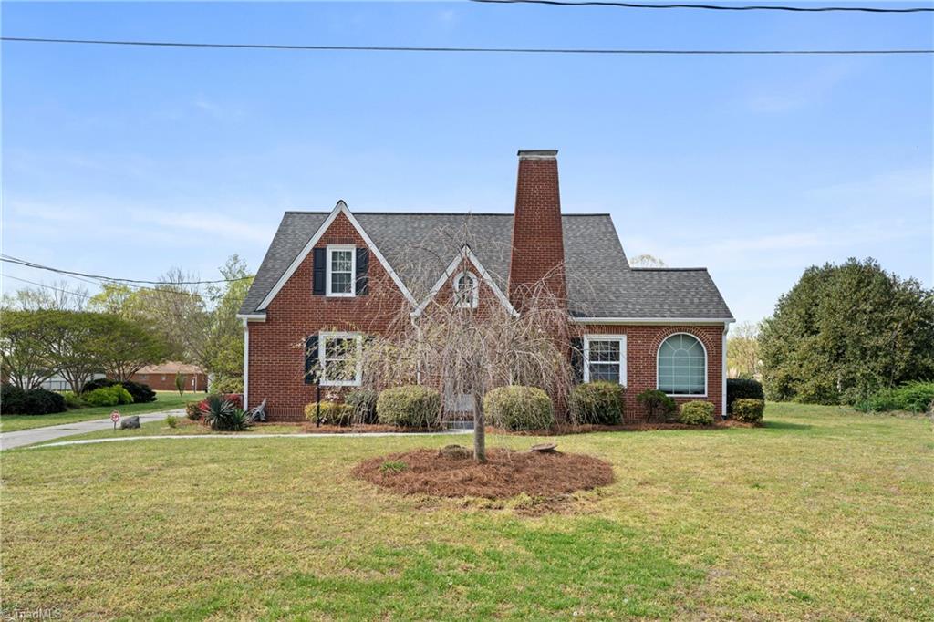 430 North Leonard Road Lexington, NC 27295 - Photo 4 of 43