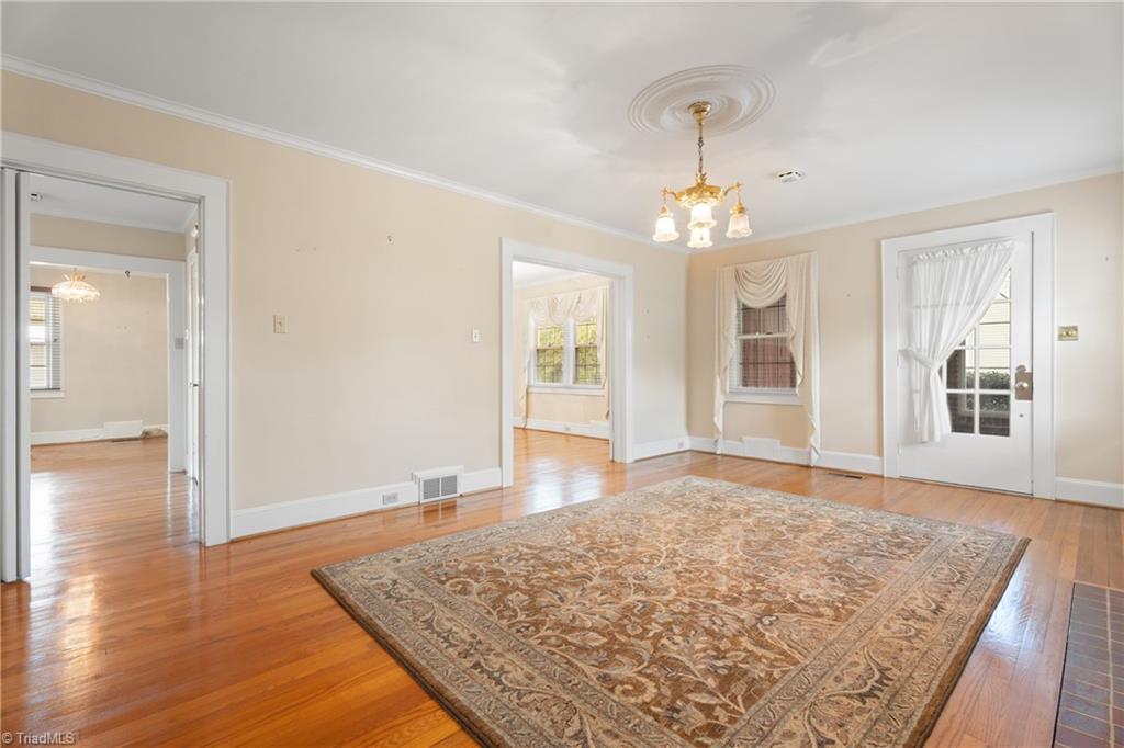 430 North Leonard Road Lexington, NC 27295 - Photo 7 of 43