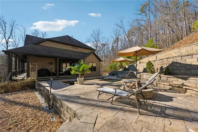 $969,000 | 101 Bevil Ridge Road Southeast, Emerson, GA 30137