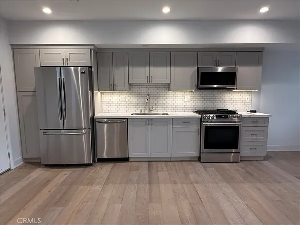 $550,000 | 137 South Wilson Avenue, Unit 106, Pasadena, CA 91106