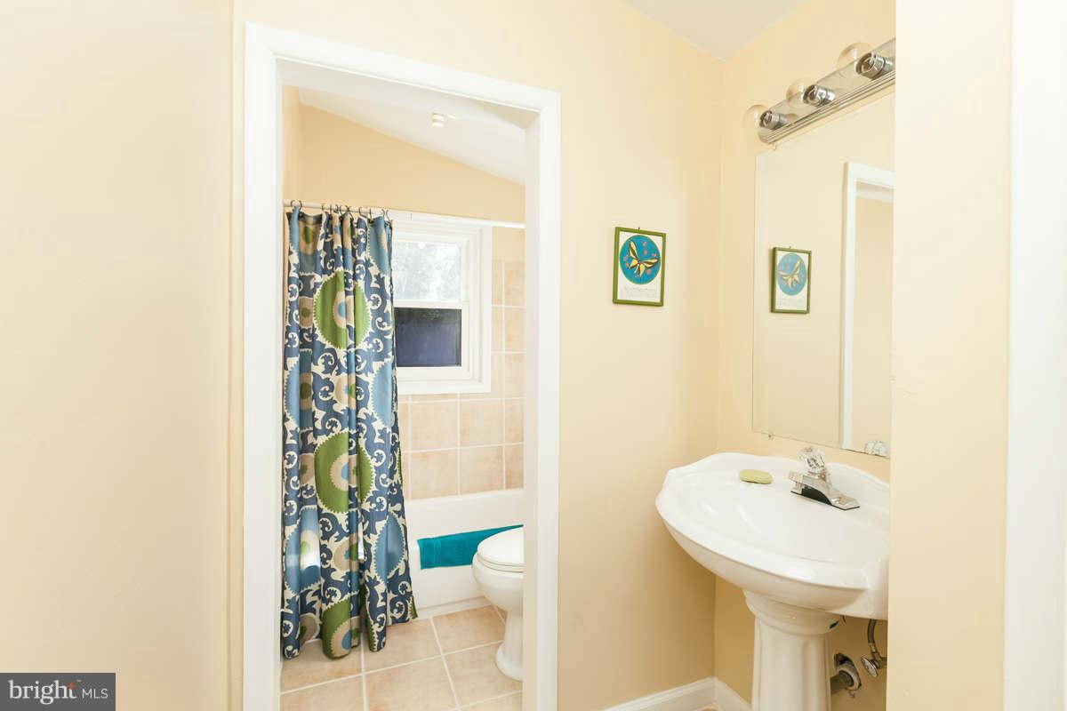 3827 Kilburn Road Randallstown, MD 21133 - Photo 10 of 30 Bath