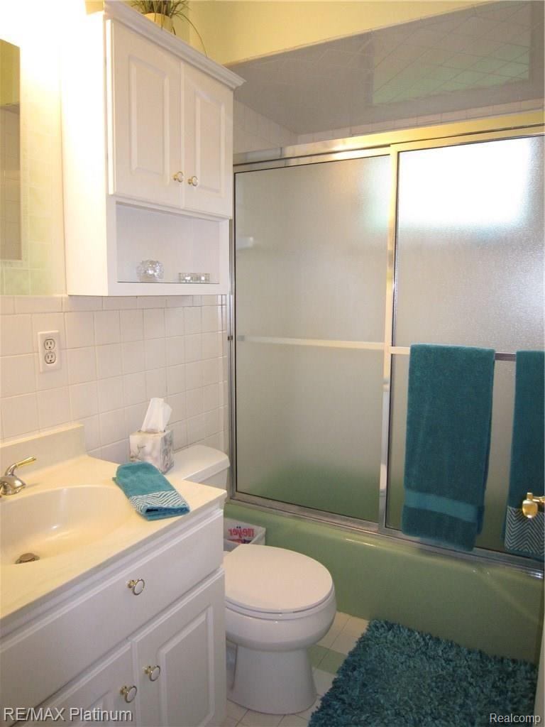 1356 Grebe Road Highland, MI 48357 - Photo 14 of 27 IMG_6589.JPG