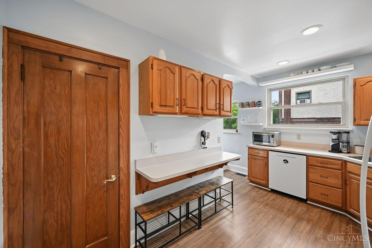 4448 Foley Road Cincinnati, OH 45238 - Photo 10 of 40