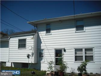 9729 Portis Road Philadelphia, PA 19115 - Photo 9 of 12