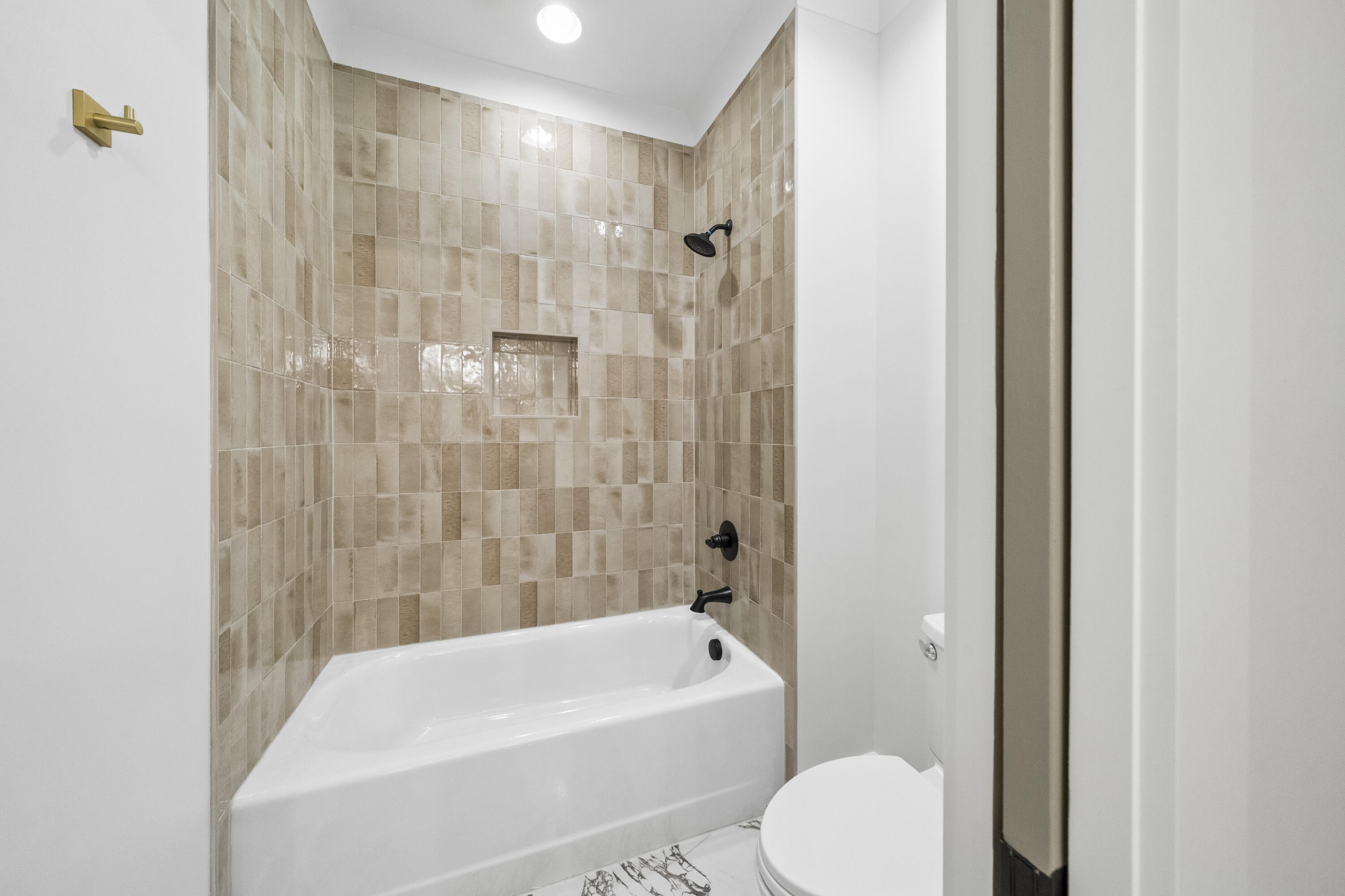 205 Serenity Way Guild, TN 37340 - Photo 35 of 37 Bathroom 2