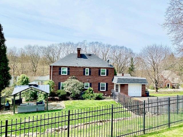 179 Spring Grove Road Pittsburgh, PA 15235 - Photo 2 of 20 Gallery Image 2