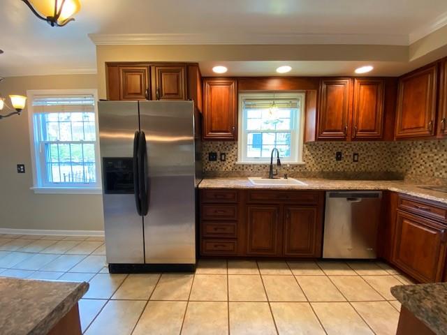 179 Spring Grove Road Pittsburgh, PA 15235 - Photo 4 of 20 Gallery Image 4