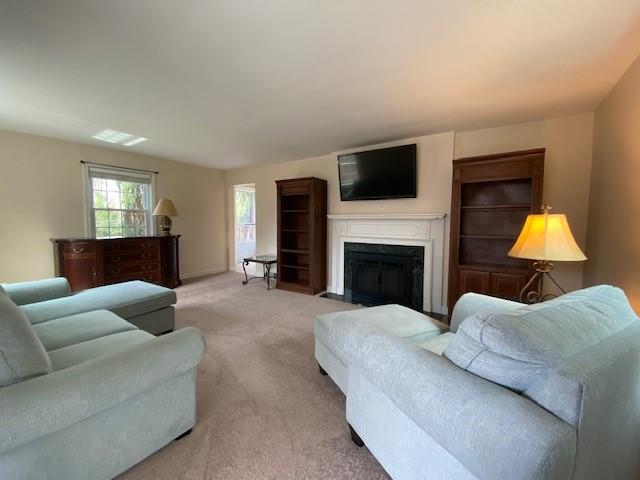 179 Spring Grove Road Pittsburgh, PA 15235 - Photo 7 of 20 Gallery Image 7