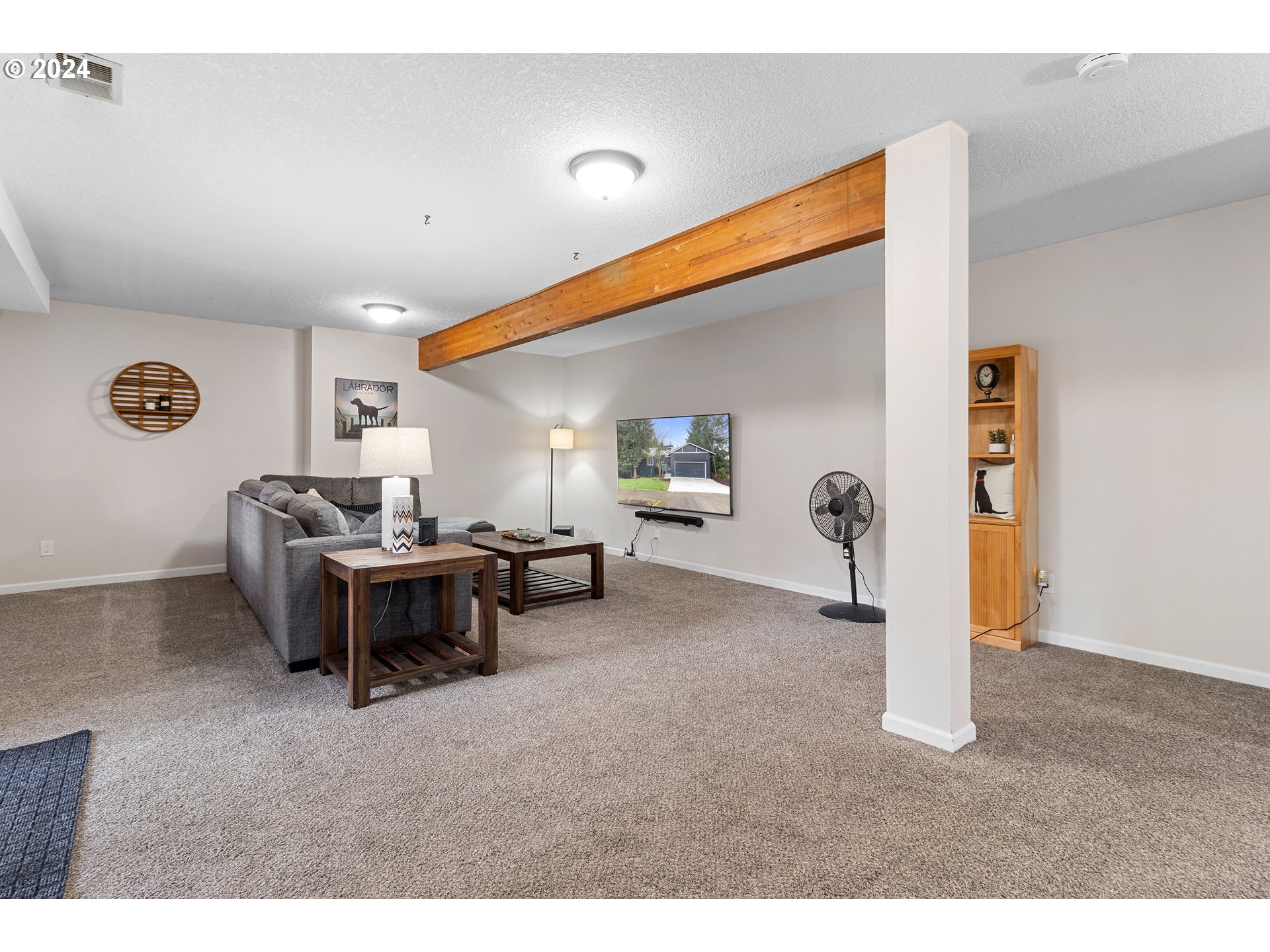 3121 Southwest Orchard Place Gresham, OR 97080 - Photo 31 of 48 a living room with furniture