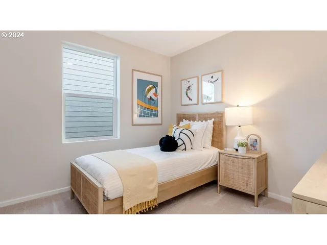 $454,995 | 372 Greencrest Street Northeast, Salem, OR 97301