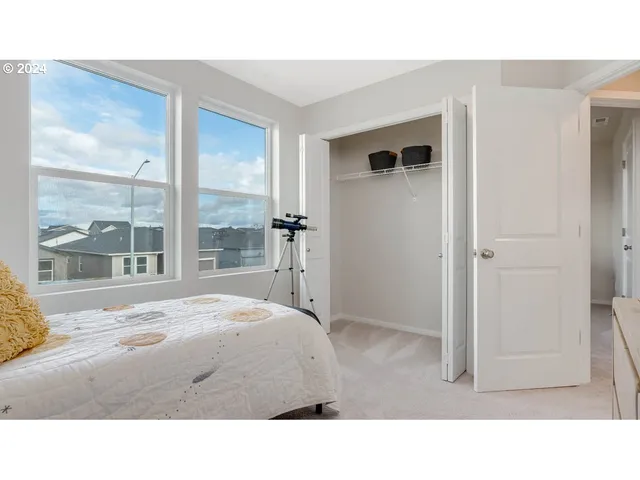 $454,995 | 372 Greencrest Street Northeast, Salem, OR 97301