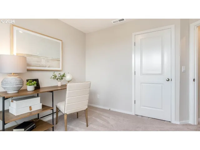 $454,995 | 372 Greencrest Street Northeast, Salem, OR 97301