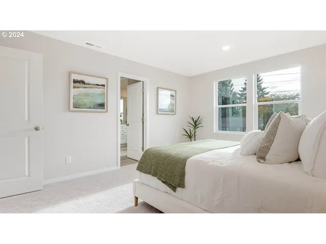 $454,995 | 372 Greencrest Street Northeast, Salem, OR 97301