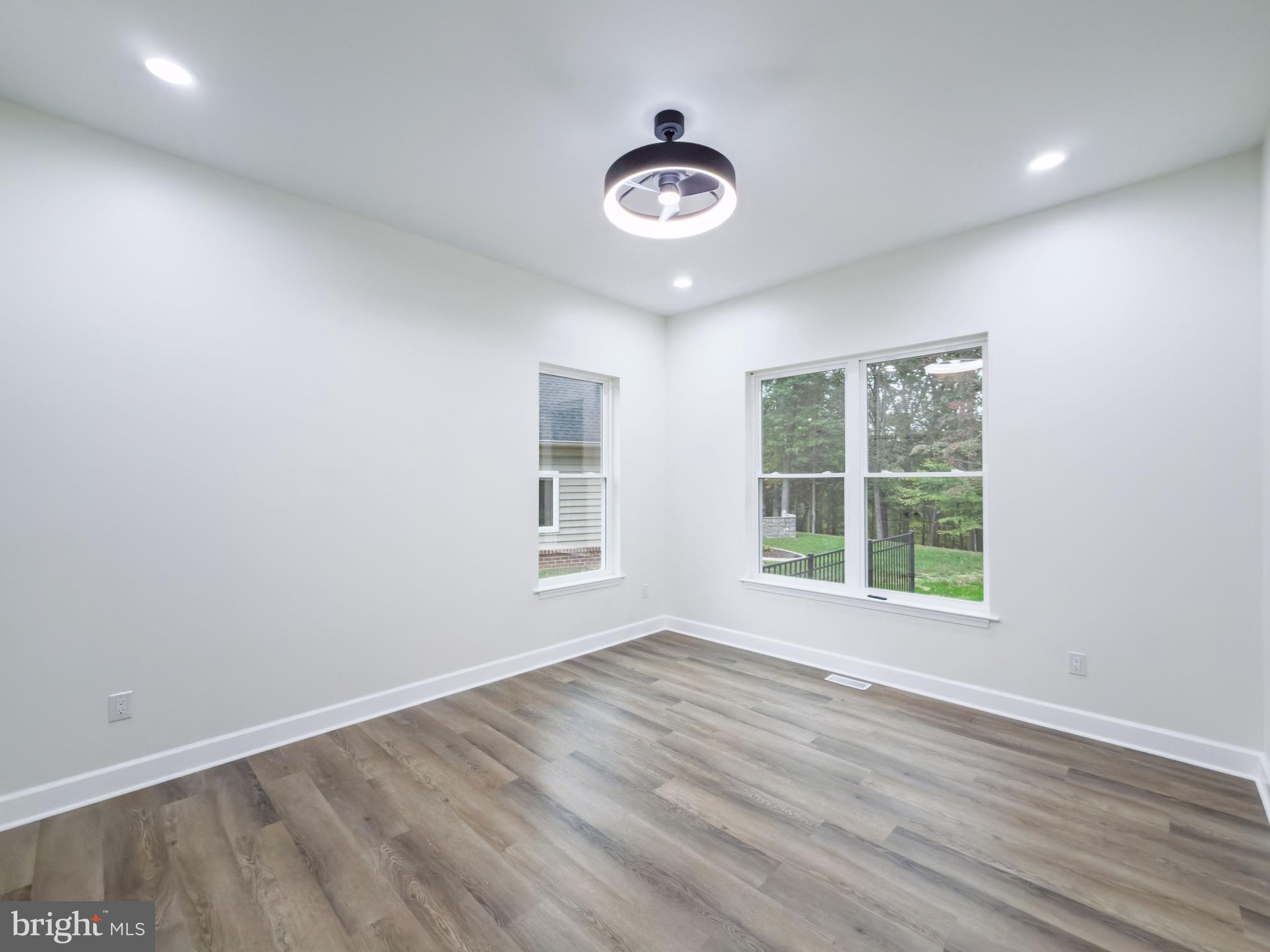 10401 Laurel Ridge Way Fredericksburg, VA 22408 - Photo 11 of 49 an empty room with a window
