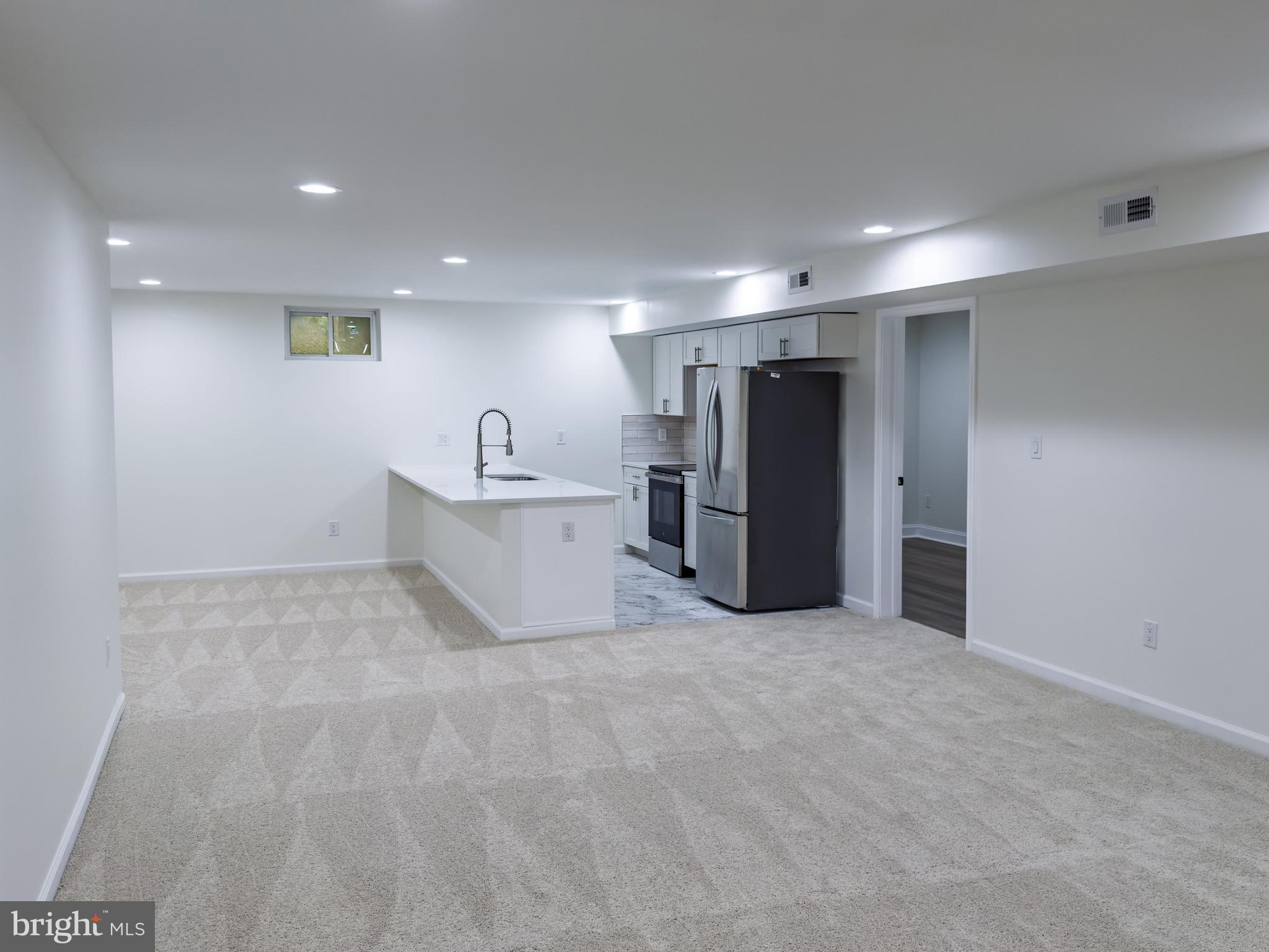 10401 Laurel Ridge Way Fredericksburg, VA 22408 - Photo 32 of 49 a view of an empty room