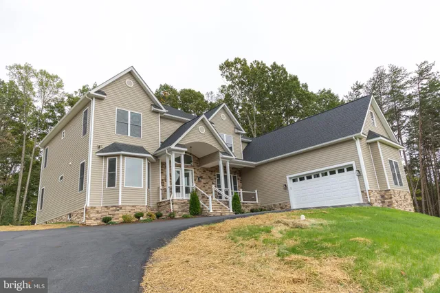 $1,070,000 | 10401 Laurel Ridge Way, Fredericksburg, VA 22408
