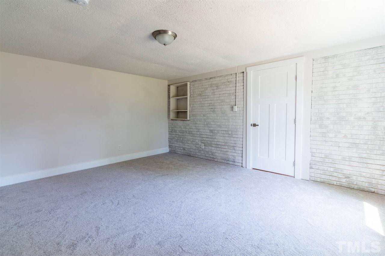 3142 Bunnlevel Erwin Road Erwin, NC 28339 - Photo 8 of 19 Gallery Image 8