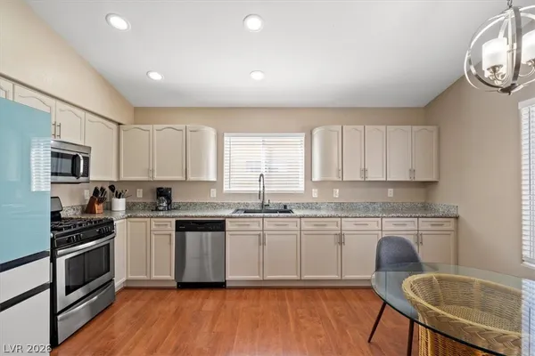 $2,040 | 3325 Indian Moon Drive, Las Vegas, NV 89129