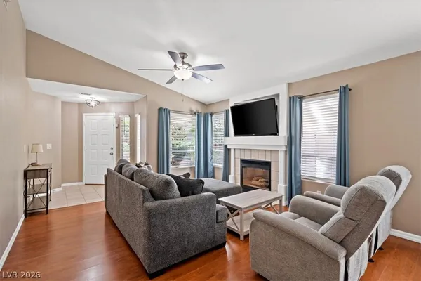 $2,040 | 3325 Indian Moon Drive, Las Vegas, NV 89129