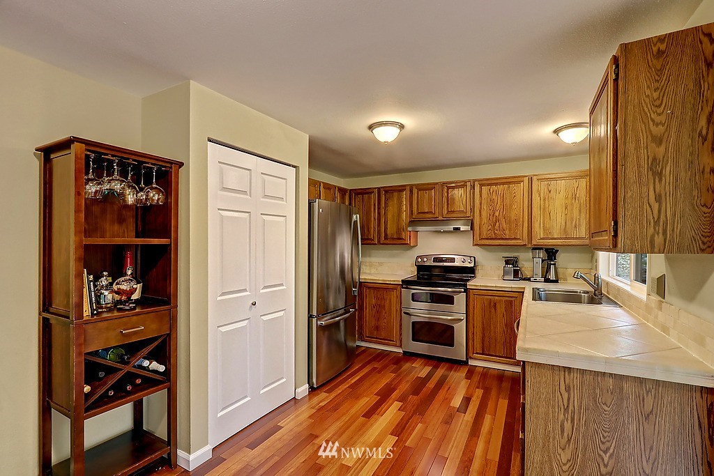 21816 8th Place West Bothell, WA 98021 - Photo 7 of 17