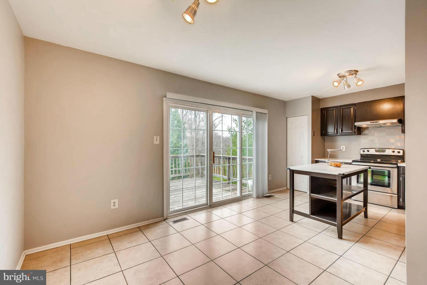 3946 Forest Valley Road Baltimore, MD 21234 - Photo 9 of 26 Kitchen