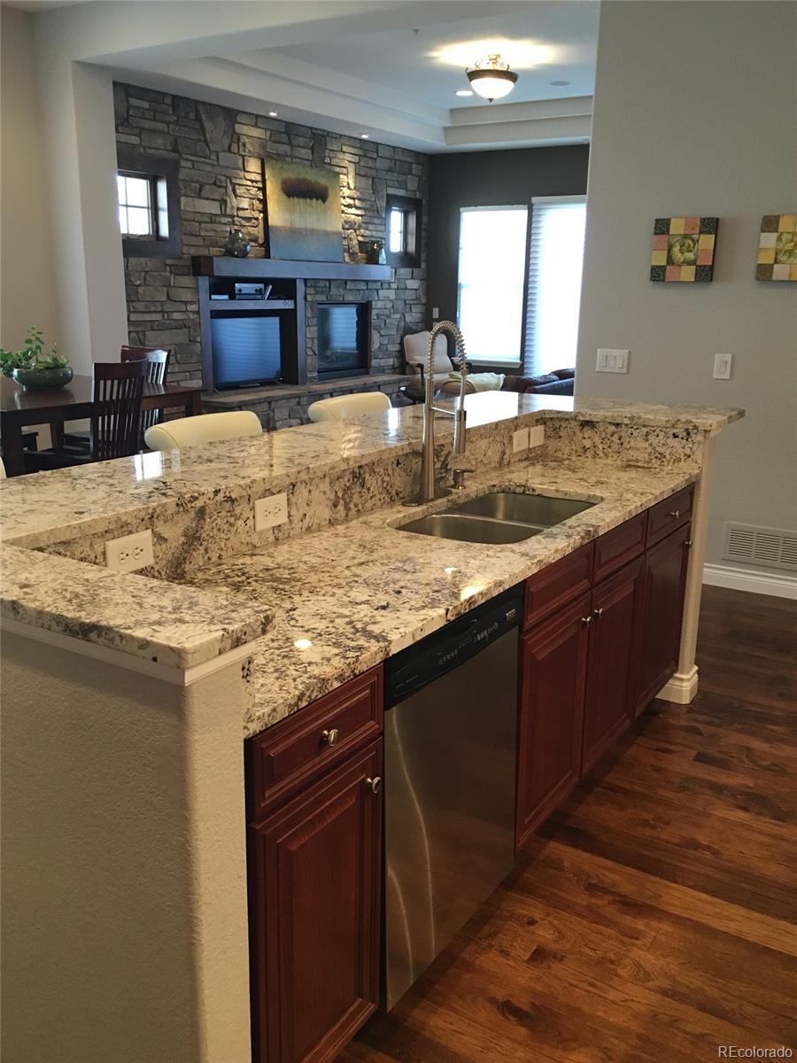 4326 Chateau Ridge Road Castle Rock, CO 80108 - Photo 5 of 14 Gallery Image 5