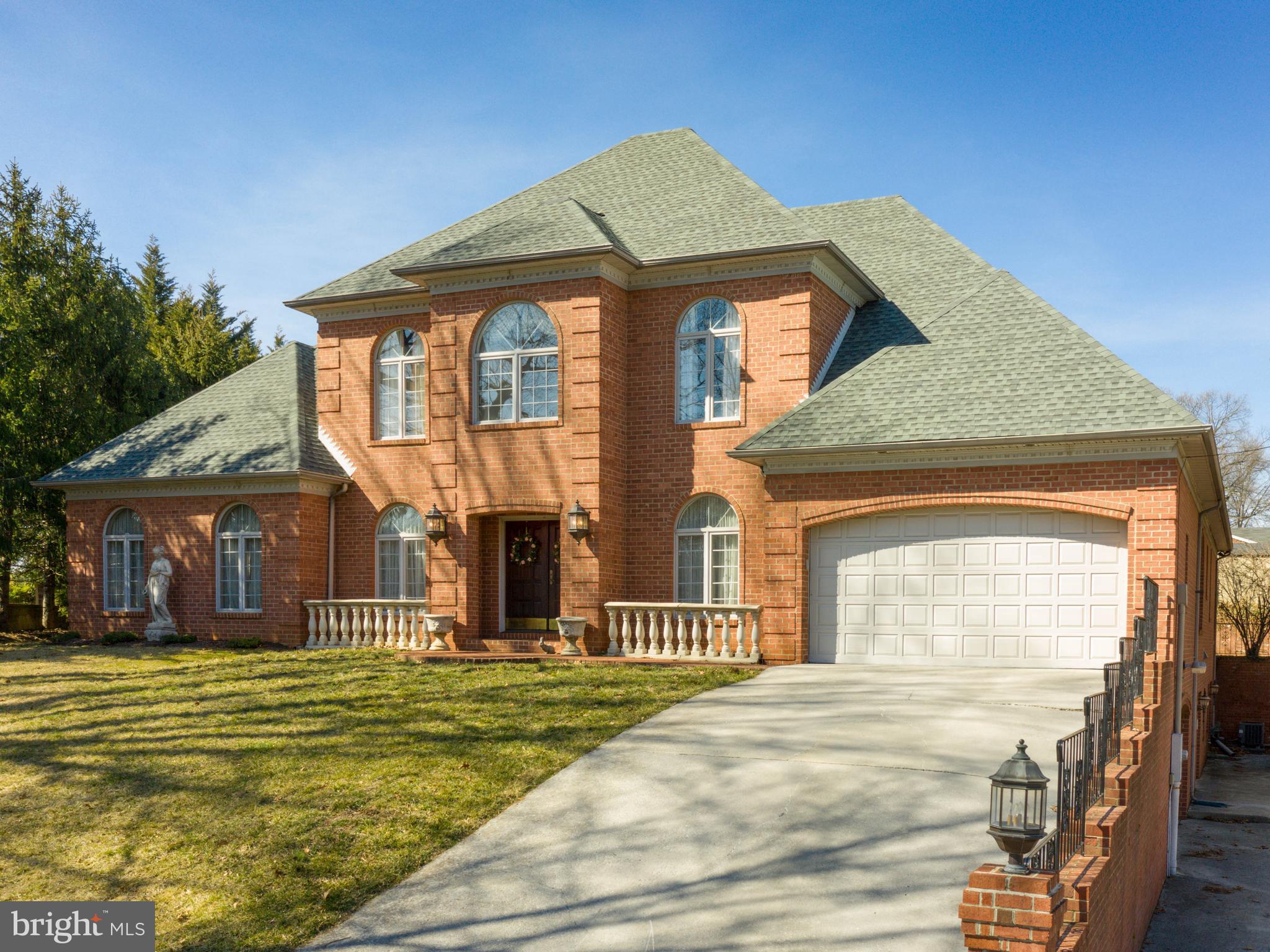 125 Henrico Road Front Royal, VA 22630 - Photo 4 of 63 Gallery Image 4