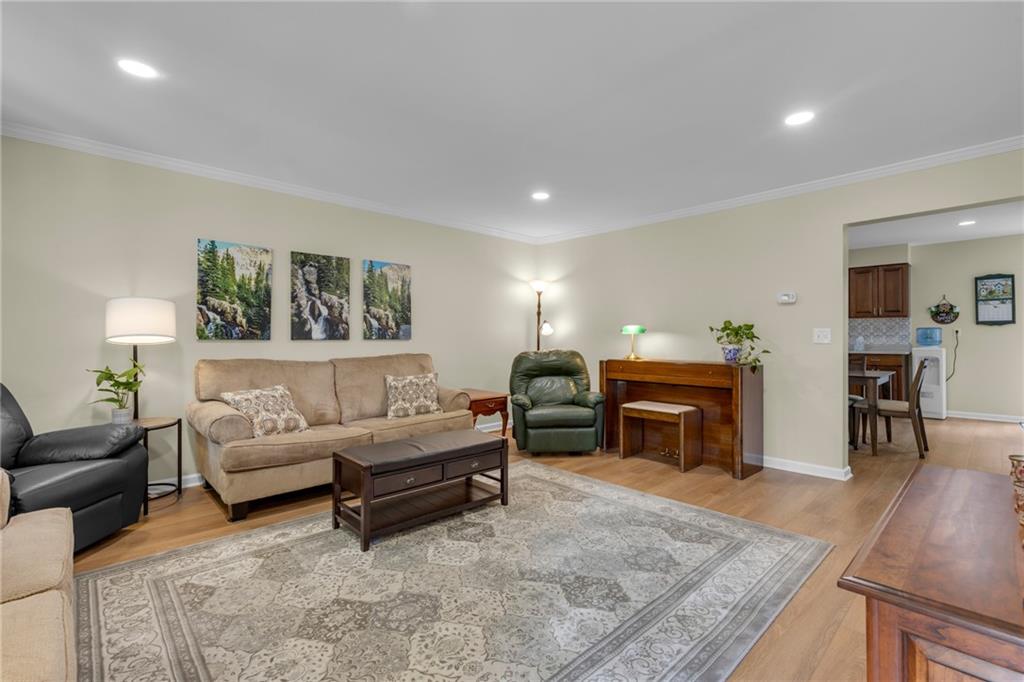 2902 Darlington Road, Unit 402 Beaver Falls, PA 15010 - Photo 8 of 19 Gallery Image 8